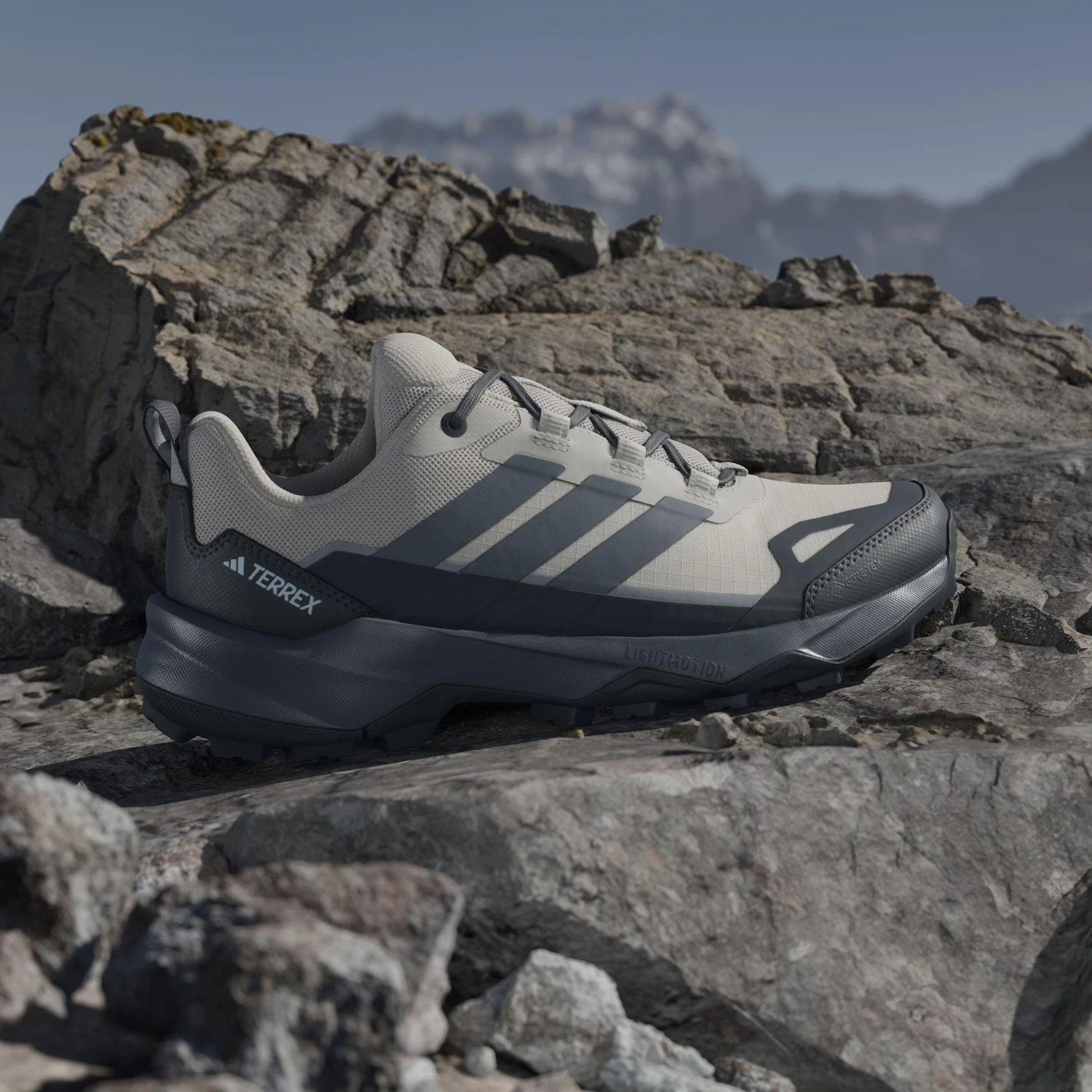 

Adidas Genuine Skychaser Женские походные туфли с мягкой подкладкой для приключений JQ6725