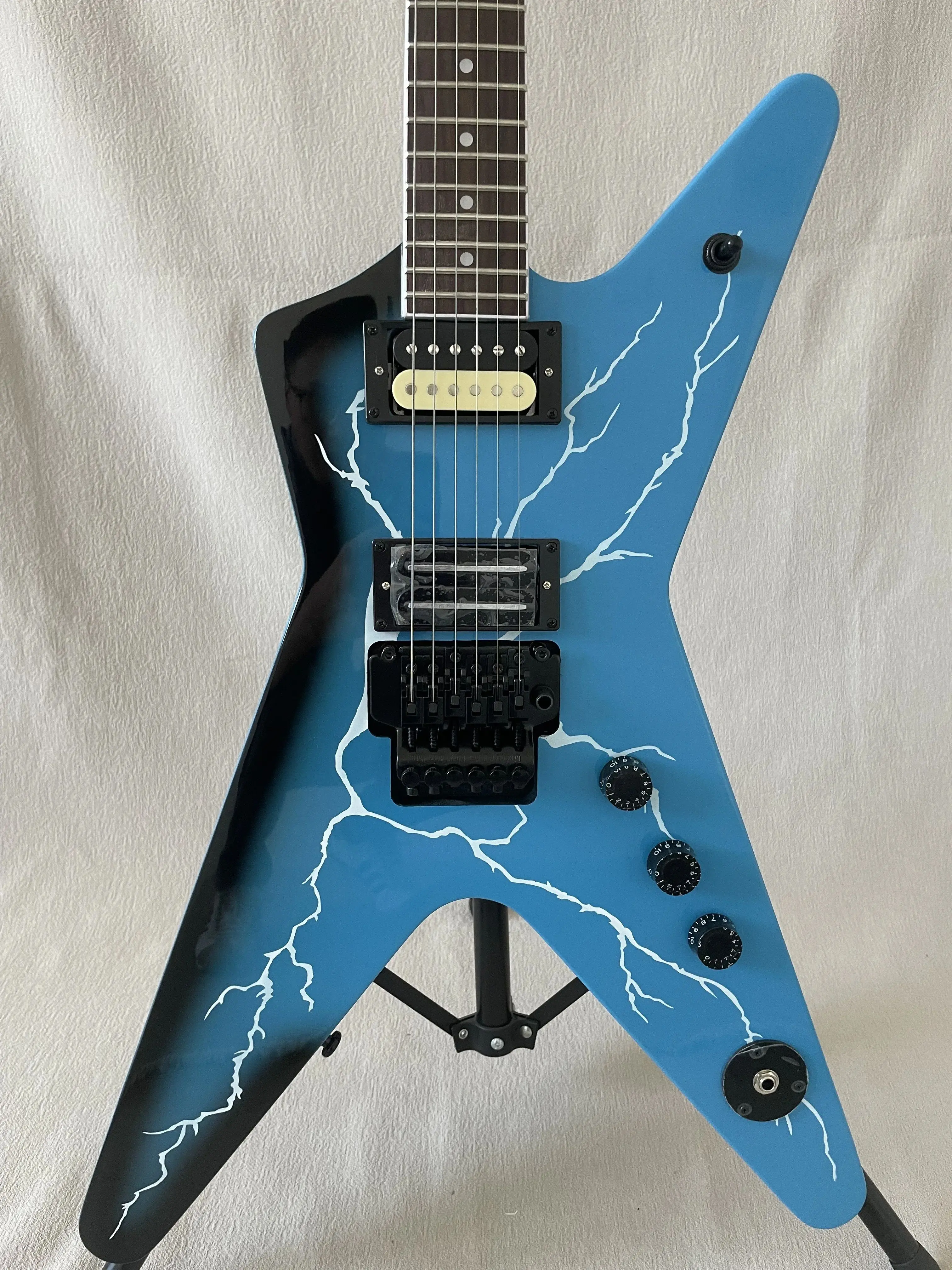 Custom Dimebag Darrel the Dean ML Shaped Shaped Guitar Lightning Veneer