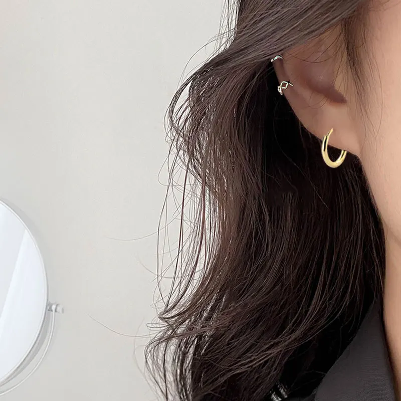 Pendientes de plata de ley 925 estilo Ins aguja de plata para mujer temperamento de personalidad Hip-Hop pendientes de hueso de oreja para hombre aros para las orejas pendientes de mujer 2020 nuevo modelo
