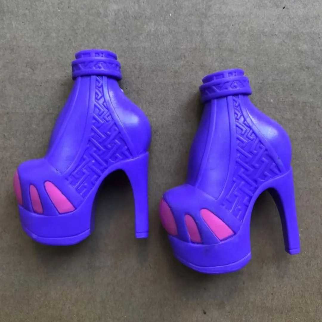 Klassische Tanzpuppe mit dicken High-Heel-Schuhen, Sneakers, bunte Puppenteile, neuartige Dekorationen, Mädchenspielzeug, Geschenk – Detail 28