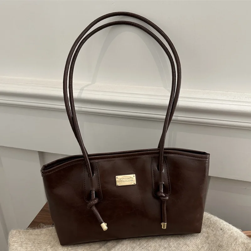 

Retro French Women's Shoulder Bag Large Capacity Commuting Versatile Underarm Bag Simple Texture Solid Color Handbag Tote Bag