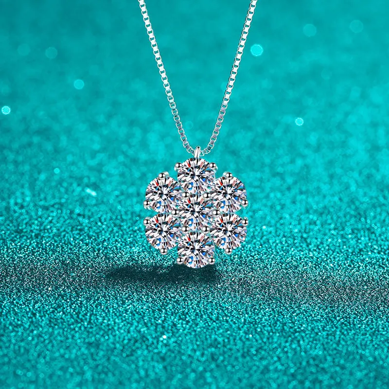 

18k White Gold 0.7ct/2.1ct/3.5ct Full Diamond Pendants Moissanite Necklace For Women Sunflower Simple Daily Versatile Exquisite