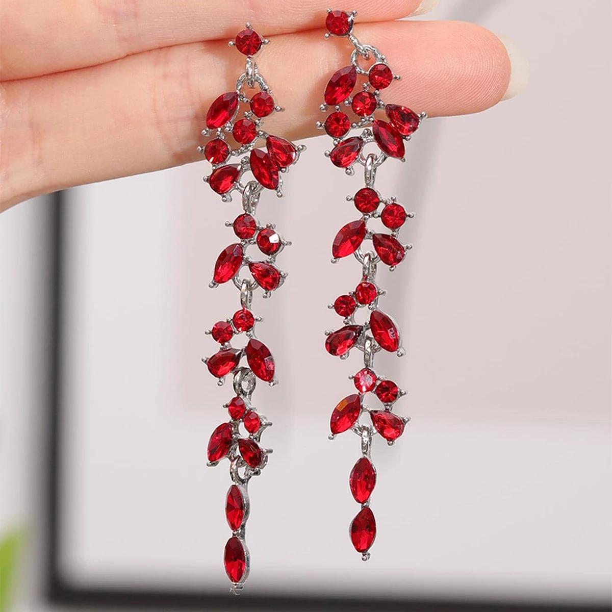 2pcs fashionable and high-end long tassel full diamond leaf earrings for women's banquet dress accessories image 2