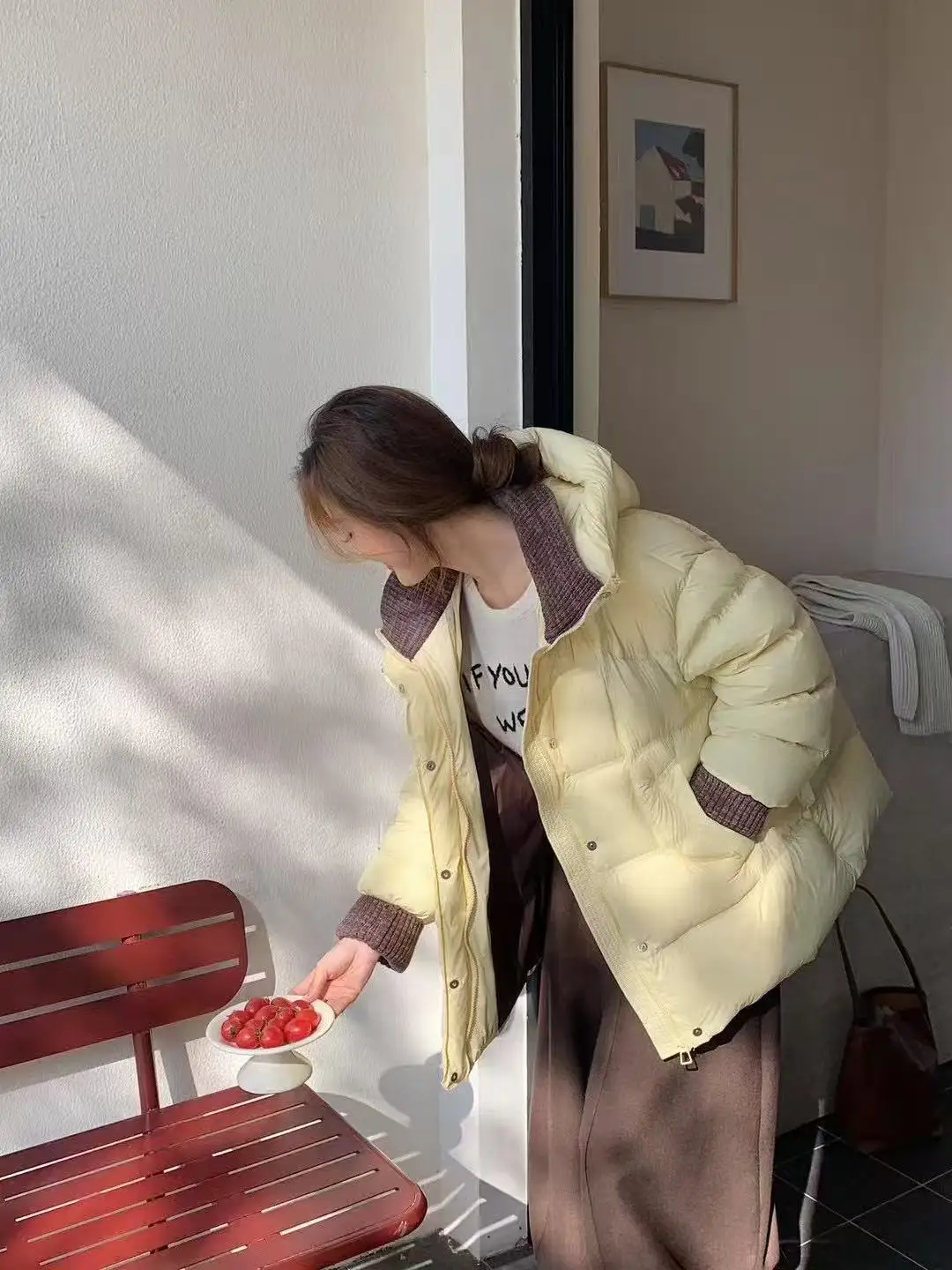 XF5818 Autunno/Inverno 25 delle nuove donne lavorato a maglia piumino di giunzione 90 piumino d'anatra bianco medio lungo con cappuccio caldo cappotto di moda