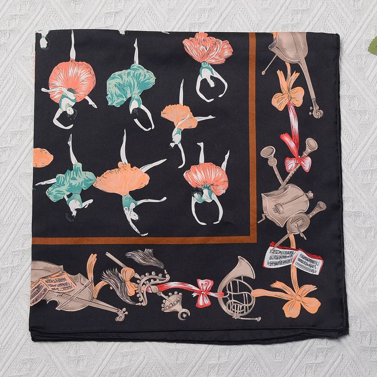 Marques de luxe foulard en soie petits Bandanas carrés foulards tête vêtements accessoires saint valentin cadeau de noël