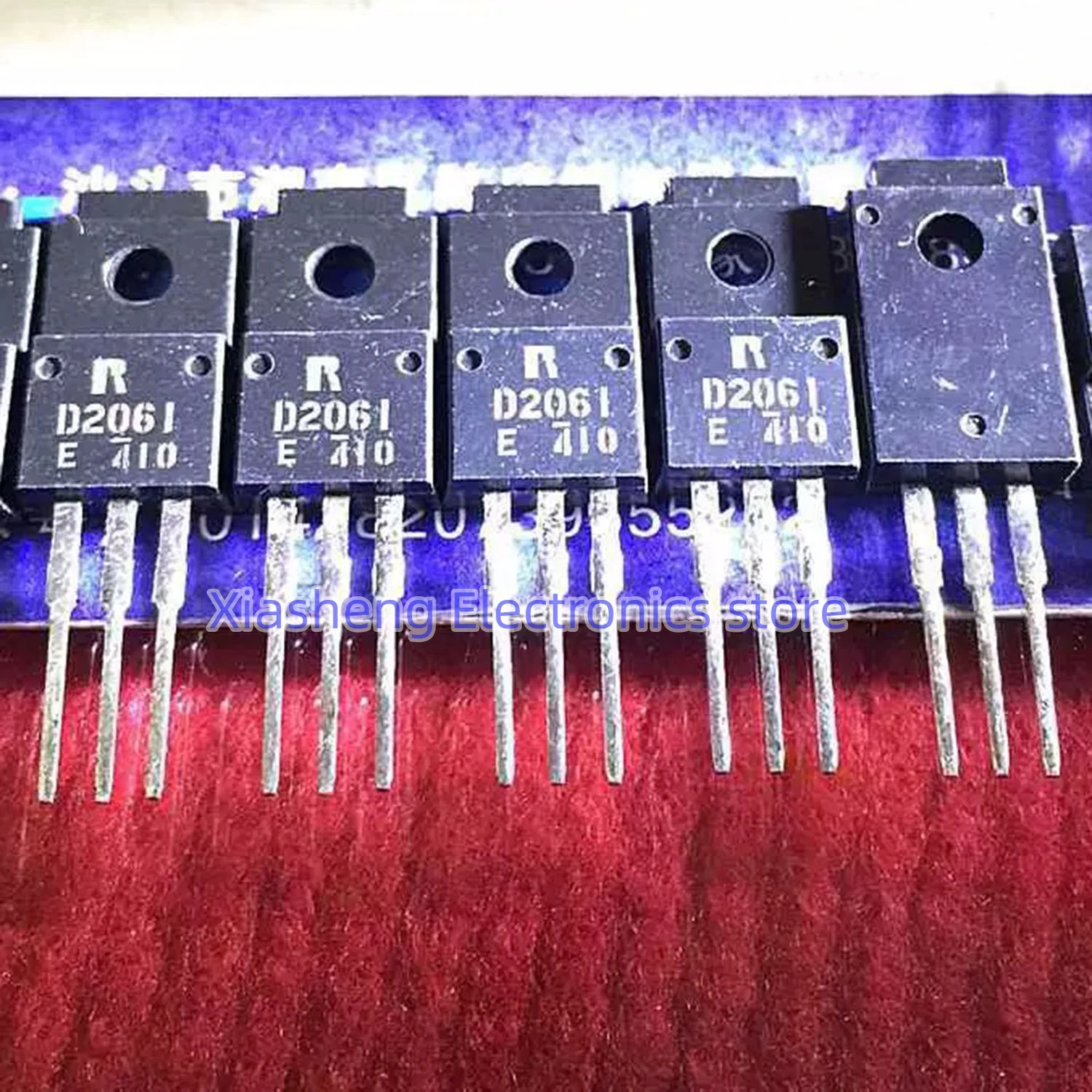 

New Original 10Pcs 2SD2061 D2061 TO-220F Transistor In Stock Good Quality