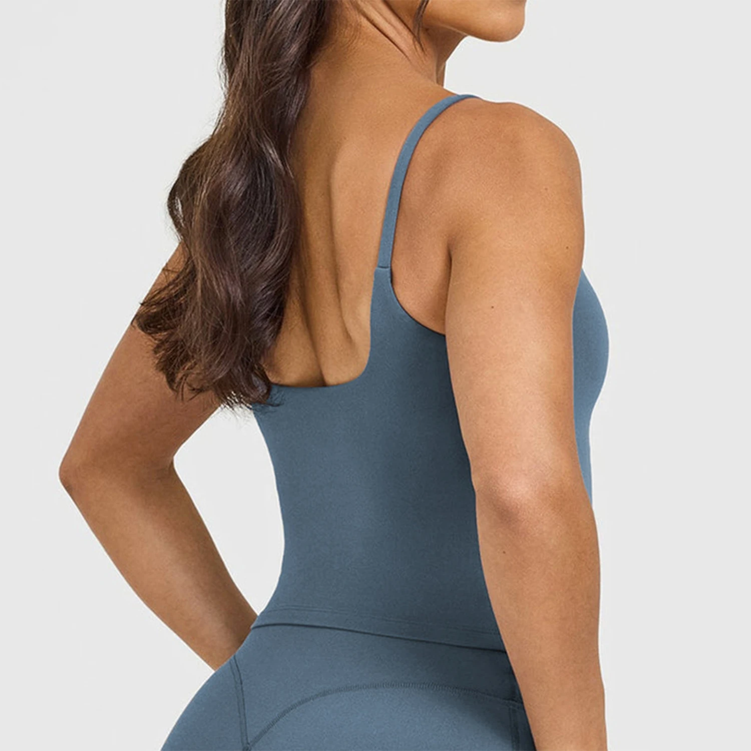 Softmotion المرأة Strappy رفع الرياضة تانك القمم منتصف سترة اليوغا حمالة صدر رياضية تجريب الجري الصالة الرياضية سترة لياقة بدنية عادية