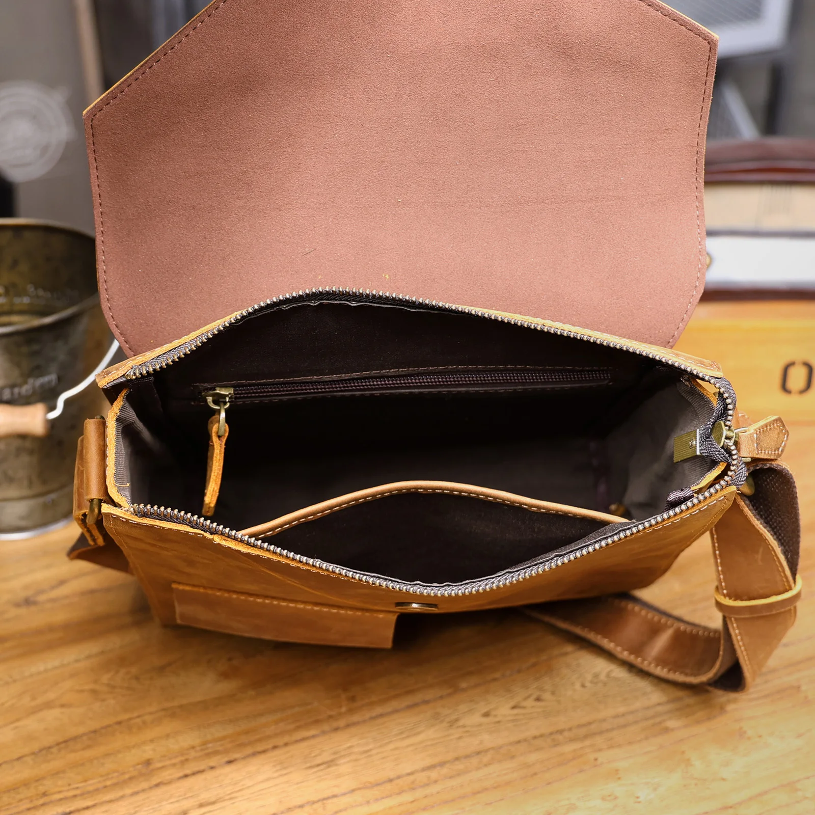 Vintage Casual Herren-Umhängetasche aus hochwertigem Leder, Vertikale Mode-Schultertasche für Männer – Detail 18