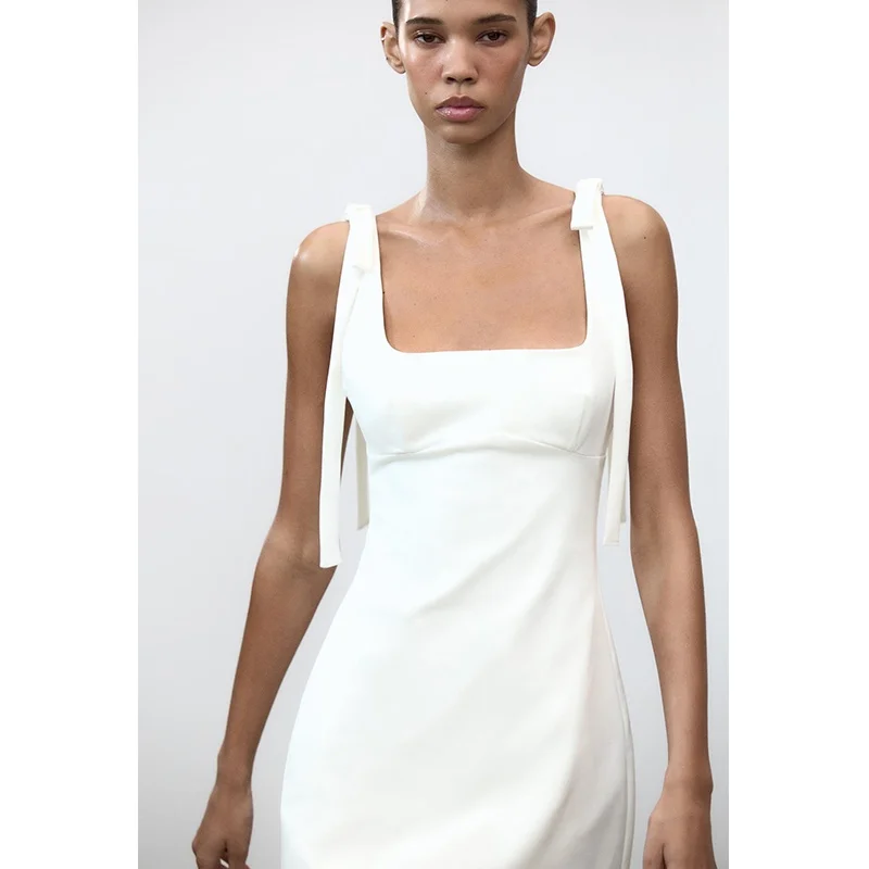 เสื้อผ้าแฟชั่นสตรีฤดูใบไม้ผลิ/ฤดูร้อน ดีไซน์สายคล้องไหล่ คอเหลี่ยม ผูกโบว์ ยืดหยุ่น รุ่น Dr 3067370