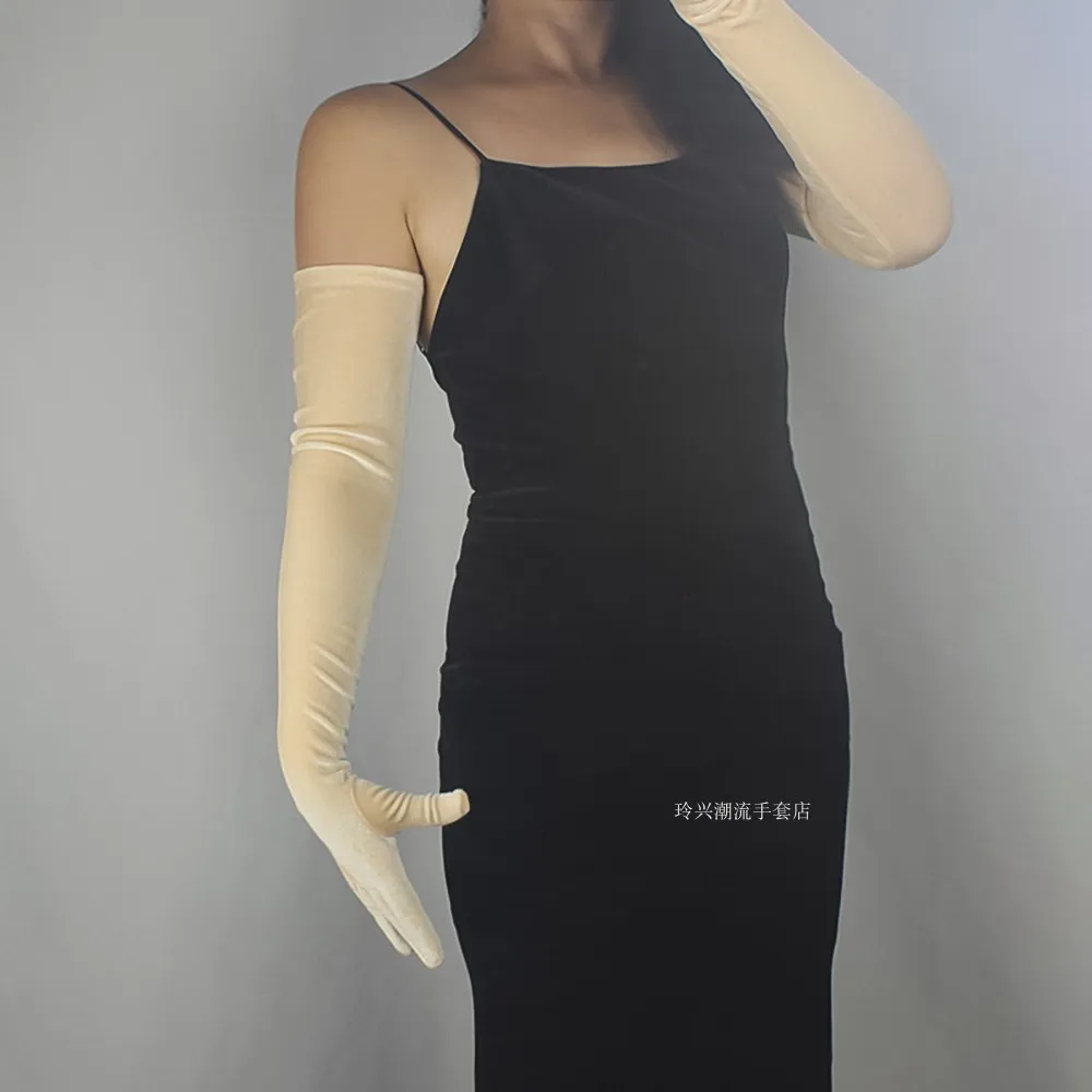 60 cm lange Samthandschuhe für Damen, elastischer Velours, Flanell, schwarz, thermisch, elegante Armstulpen, sexy Vintage-Mode, 1920er Abendmode – Detail 13