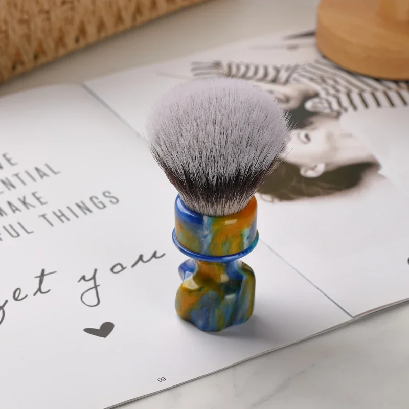 YAQI ليلة مرصعة بالنجوم جديد 28 مللي متر شعر صناعي للرجال فرشاة حلاقة مبللة مدمجة وخفيفة الوزن لرفيق ممتاز للرحلات