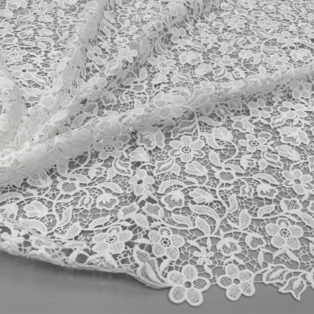 Nigerianischer Luxus-Stoff 2026 Hochwertige Spitze Wasserlösliche Bestickte Modische Weiche Weiße Spitze 5 Yard – Detail 9