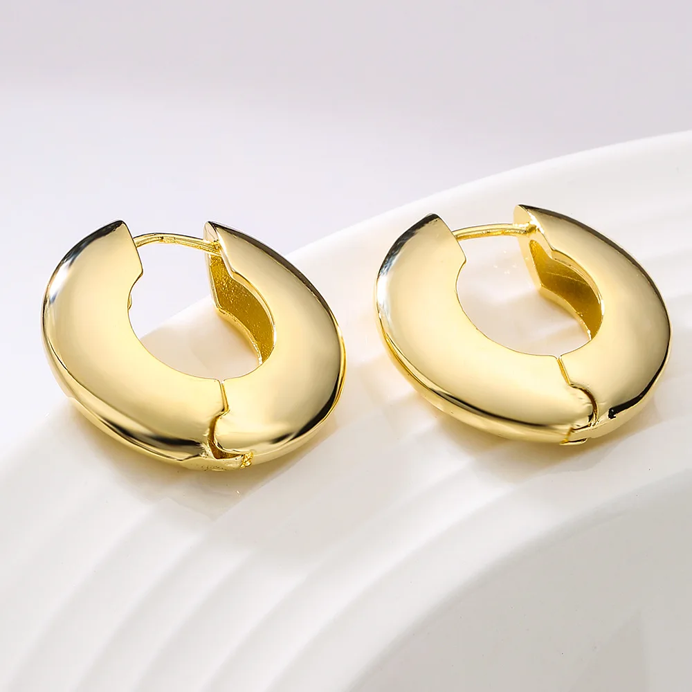 New Arrival Light Luxury Golden Glossy Hoop Earrings, Elegance Lady Wedding Party Jewelry