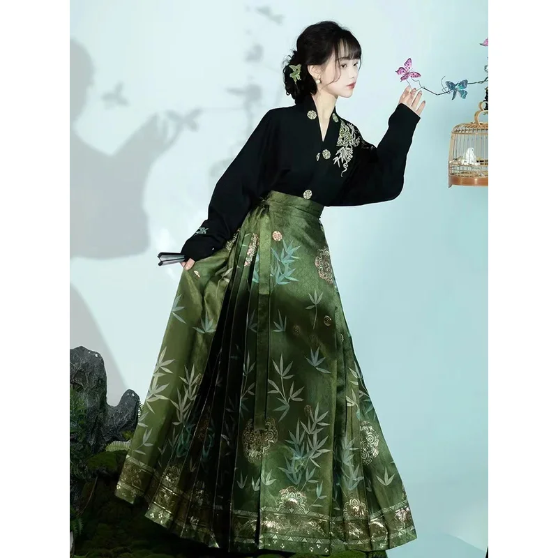 Original Hanfu Skirt Chinese Style Costume Mamianqun Ming Dynasty Weaving Gold Horse Face Skirt  Chinese Dress