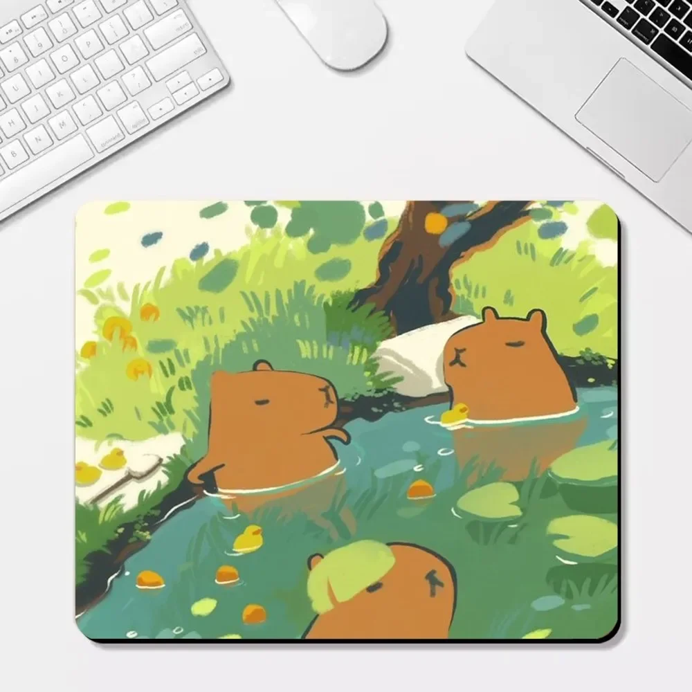 Capybara Mousepad 25x29cm Small Table Mat Student Mousepad Computer Keyboard Pad Games Pad Desk Mat for PC Gamer Mousemat