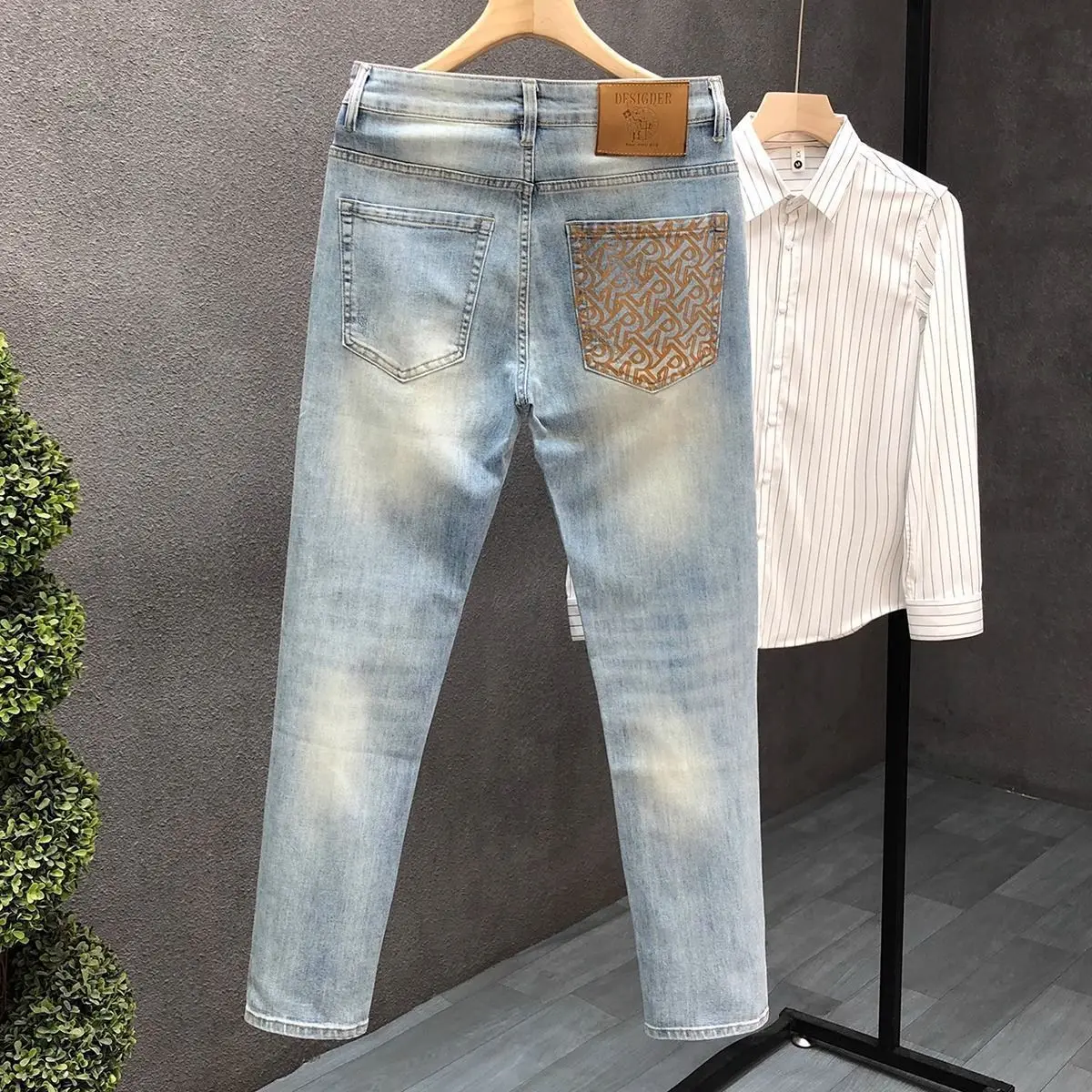 Simple Jeans Men's Trendy Straight-leg Pants 2025 Spring and Summer New Men's High-end Designer Clothes Man Washed Long Pants