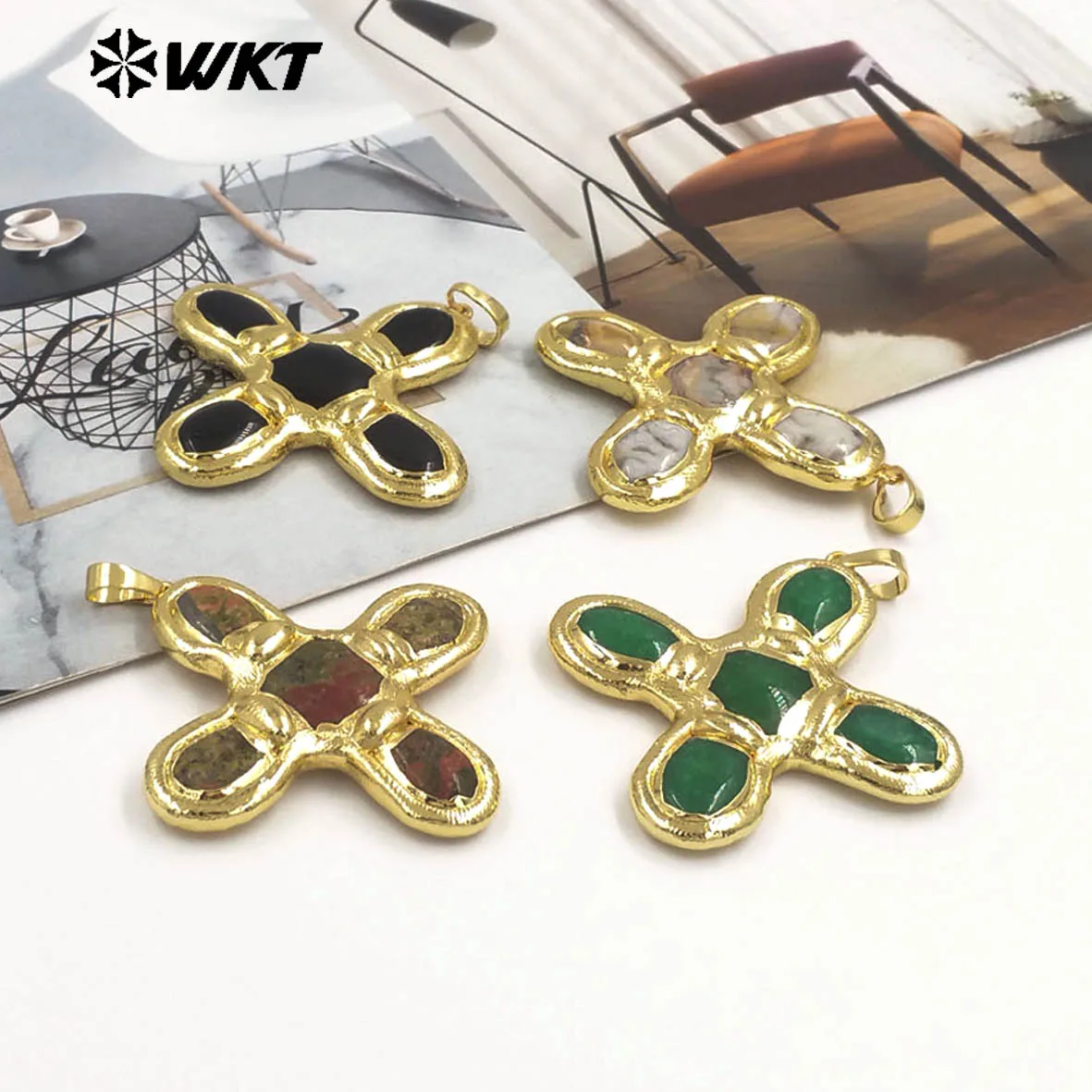 WT-P2034 Colored Green Jade Blackobsidian Gemstone Texture Hotsale Cross Shape 18k Gold Plated Crafts Pendant