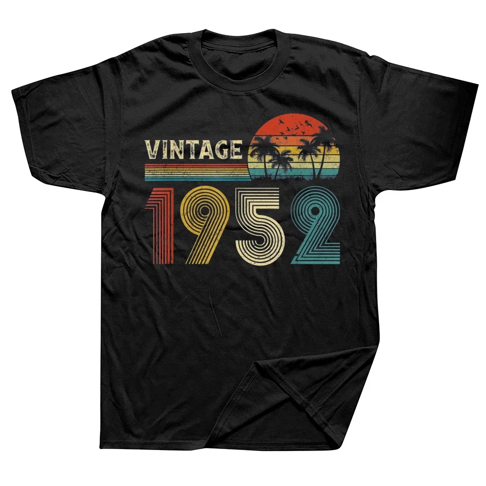 Funny Vintage Born In 1952 71 Year Old T Shirts Summer Graphic Cotton Streetwear Short Sleeve Birthday Gifts T-shirt Mens