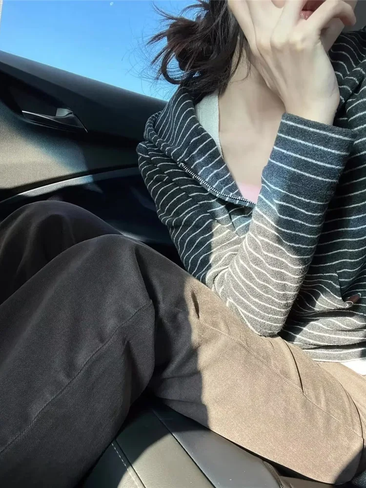 ay مخطط مقنعين سترة مفتوحة سترة المرأة عادية لينة محبوك سترة الخريف الشتاء Faion تخفيف Sle العادية Sve