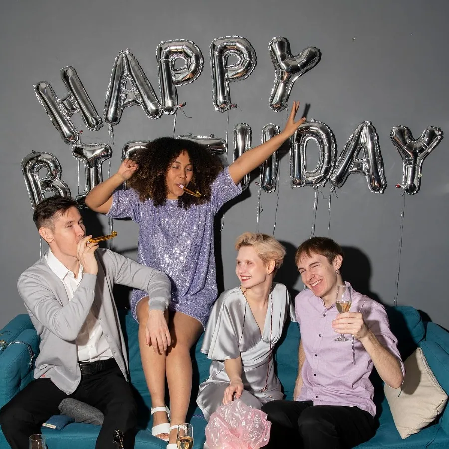 مجموعة لافتة بالونات عيد ميلاد سعيد فضية مقاس 16 بوصة، بالونات Lette قابلة لإعادة الاستخدام لتزيين أعياد الميلاد ومستلزمات الحفلات مناسبة