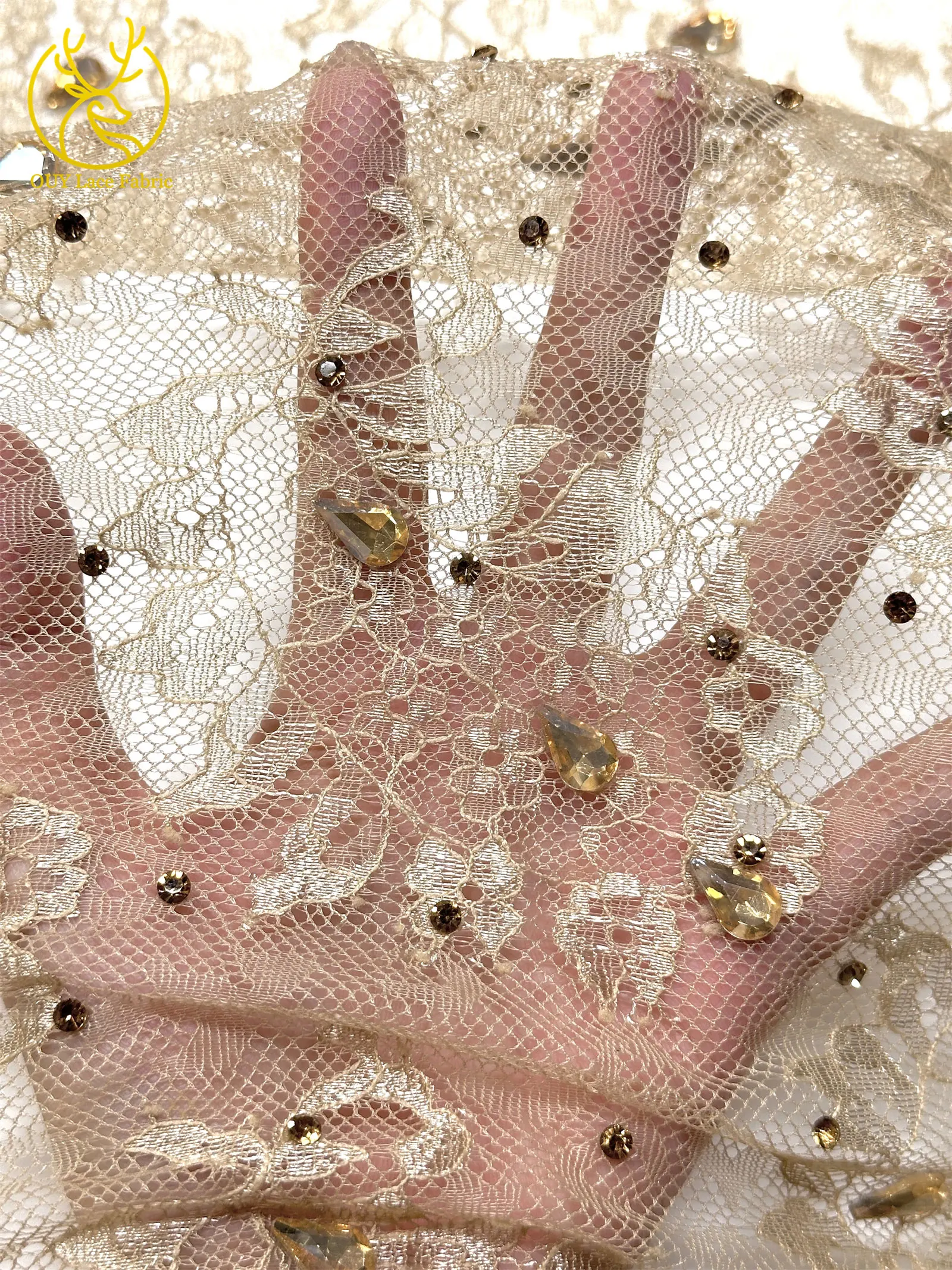 2026 Heißer Verkauf Lila Afrikanischer Französischer Tüll-Spitzenstoff mit Steinen Bestickt Elegantes Nigerianisches Brautkleid für Hochzeitsfeier 3 Meter – Detail 8