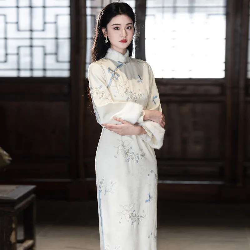 

Синий утолщенный новый китайский Cheongsam с длинными рукавами и вышивкой, улучшенный женский ретро-осень/зима Qipao