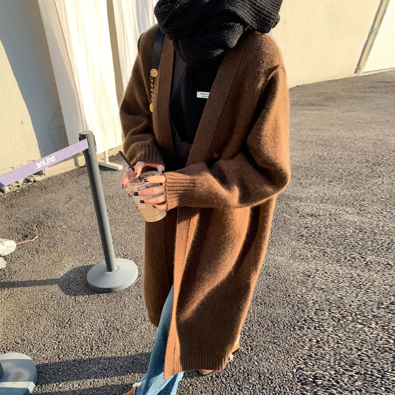 

Fashionable Retro Thickened Bear Fur Knitted Cardigan Women's Mid-Length Open-Shirt Style Autumn Winter New Arrival European ...