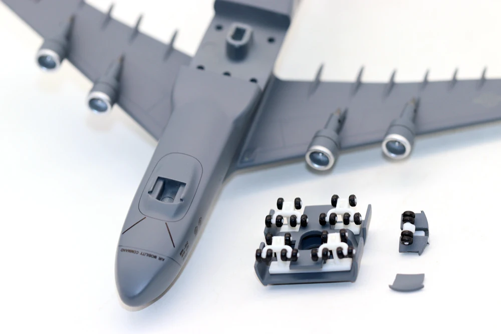 New 1/400 Scale USAF Lockheed C-5 C5 Galaxy Transport Aircraf