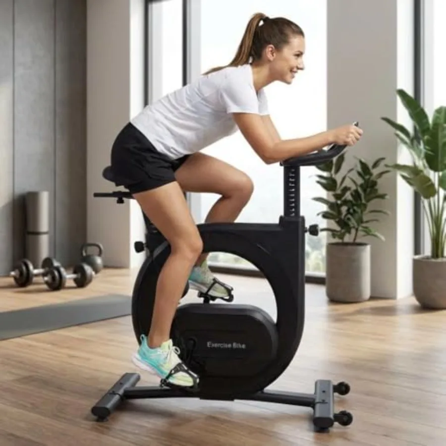 

Домашний магнитный велотренажер с 32 уровнями сопротивления, бесшумным ременным приводом и ЖК-монитором для кардиотренировок и занятий в спортзале