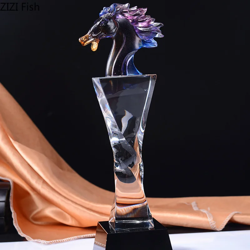

Crystal Horsehead Trophy Animal Head Glass Ornament Art Sculpture Display Model Statue Decoration Crafts Miniatures Gifts