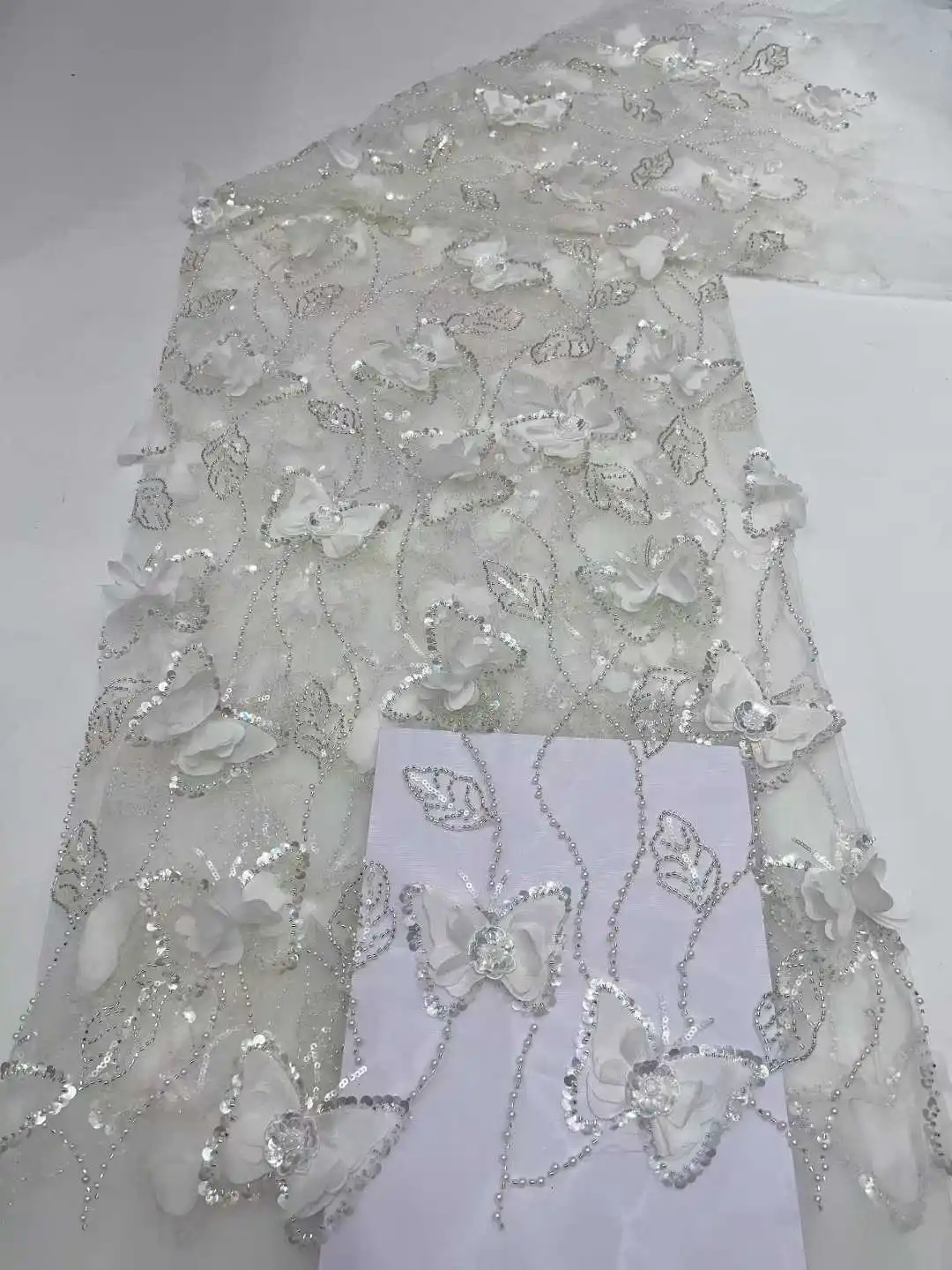 2025 تصميم جديد ثلاثية الأبعاد الزهور زين لفساتين الزفاف قماش دانتيل فرنسي جودة عالية التطريز الدانتيل الأفريقي تول أقمشة الدانتيل