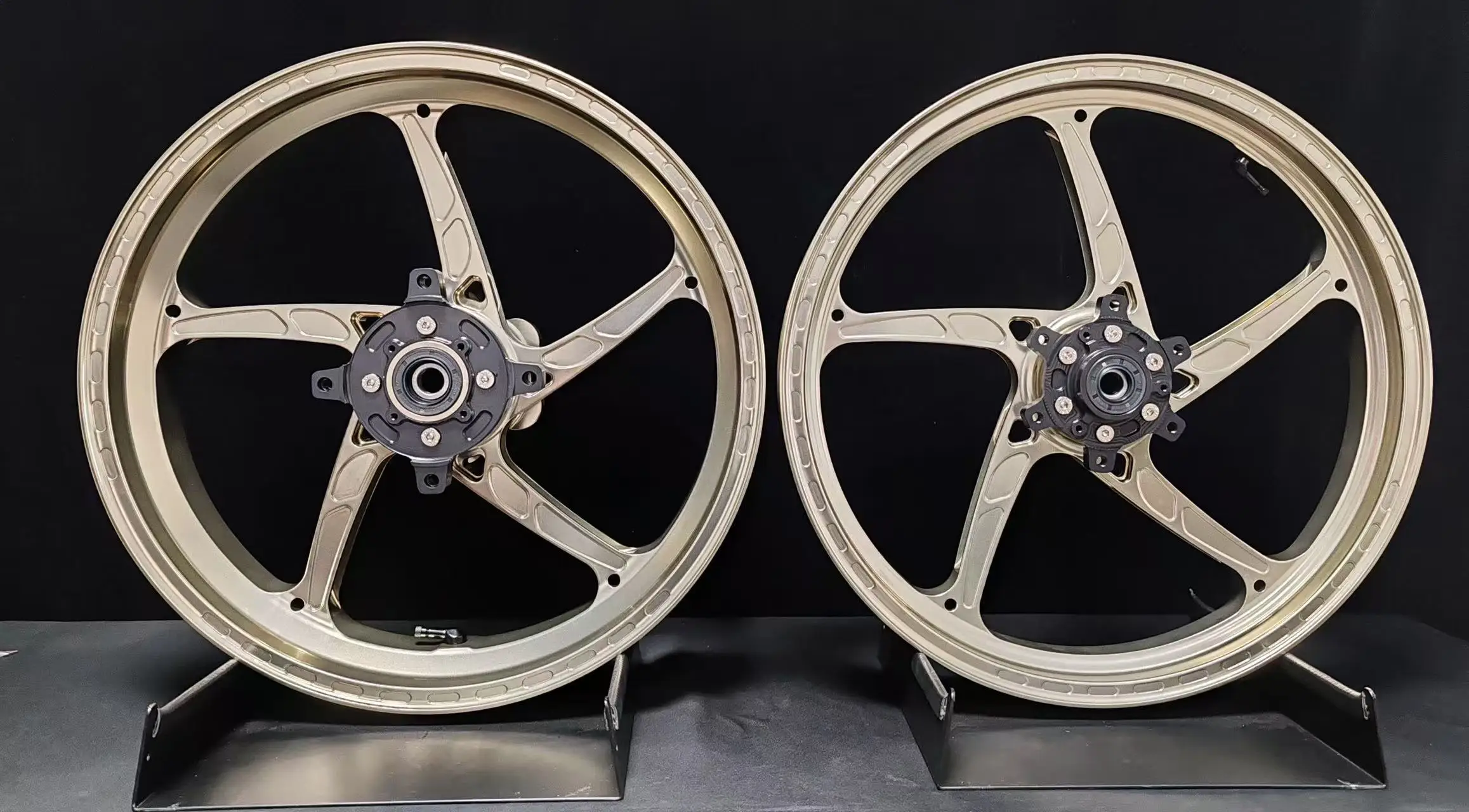Aluminum Alloy Motorcycle Wheels Rim Accessories Front & Rear Wheel For CBR250R ModelsZhang Xue Same‑Style Motorcycle Alloy Whe