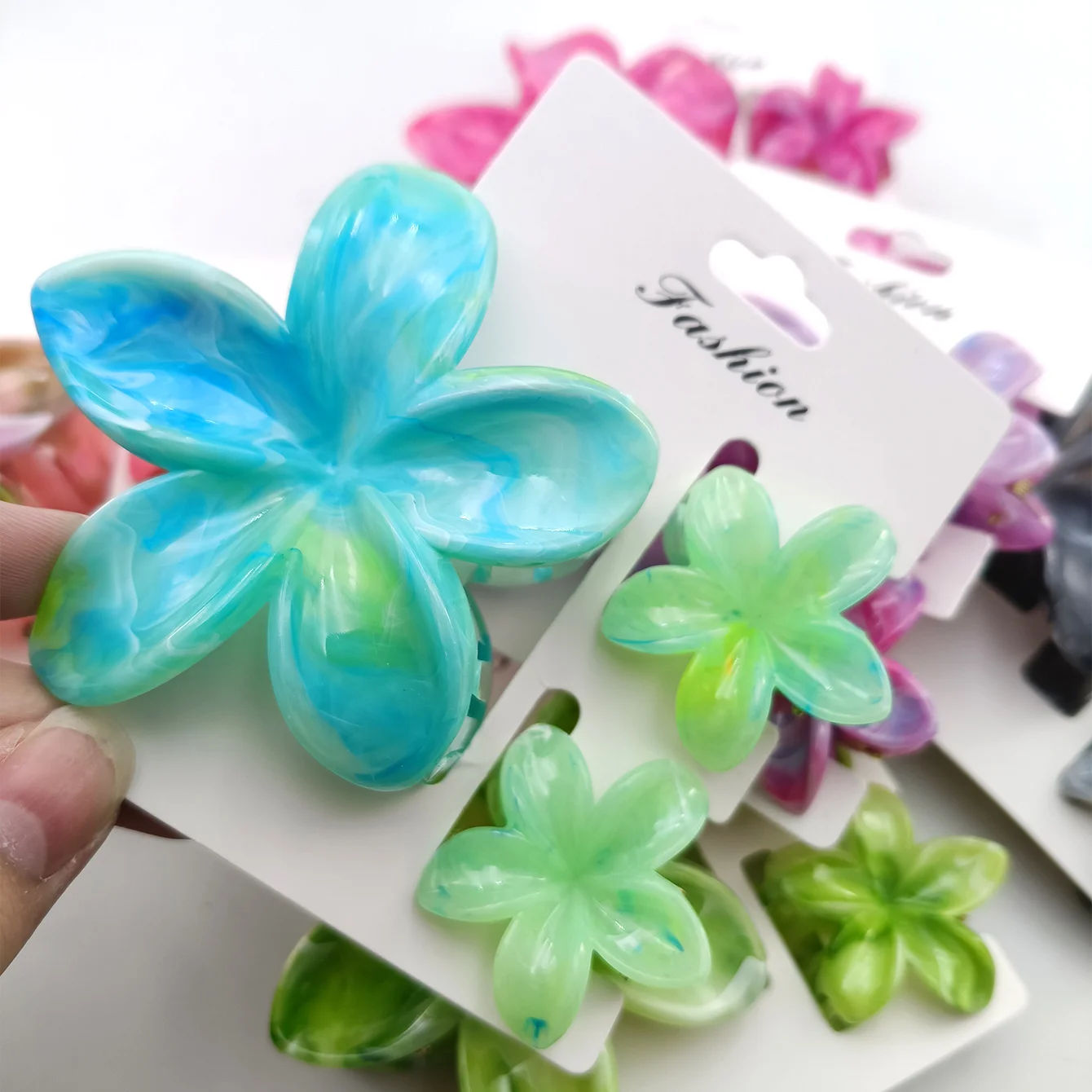 Thumbnail 4 - #86 Best Claw Clips to Buy In 2026