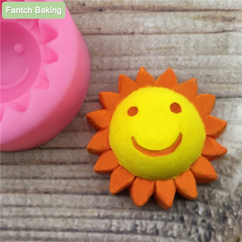 การ์ตูน SMILE Sun ดอกทานตะวันซิลิโคน Fondant สบู่ 3D เค้กแม่พิมพ์ Cupcake Jelly Candy ช็อกโกแลตตกแต่งเบเกอรี่เครื่องมือ FQ2819