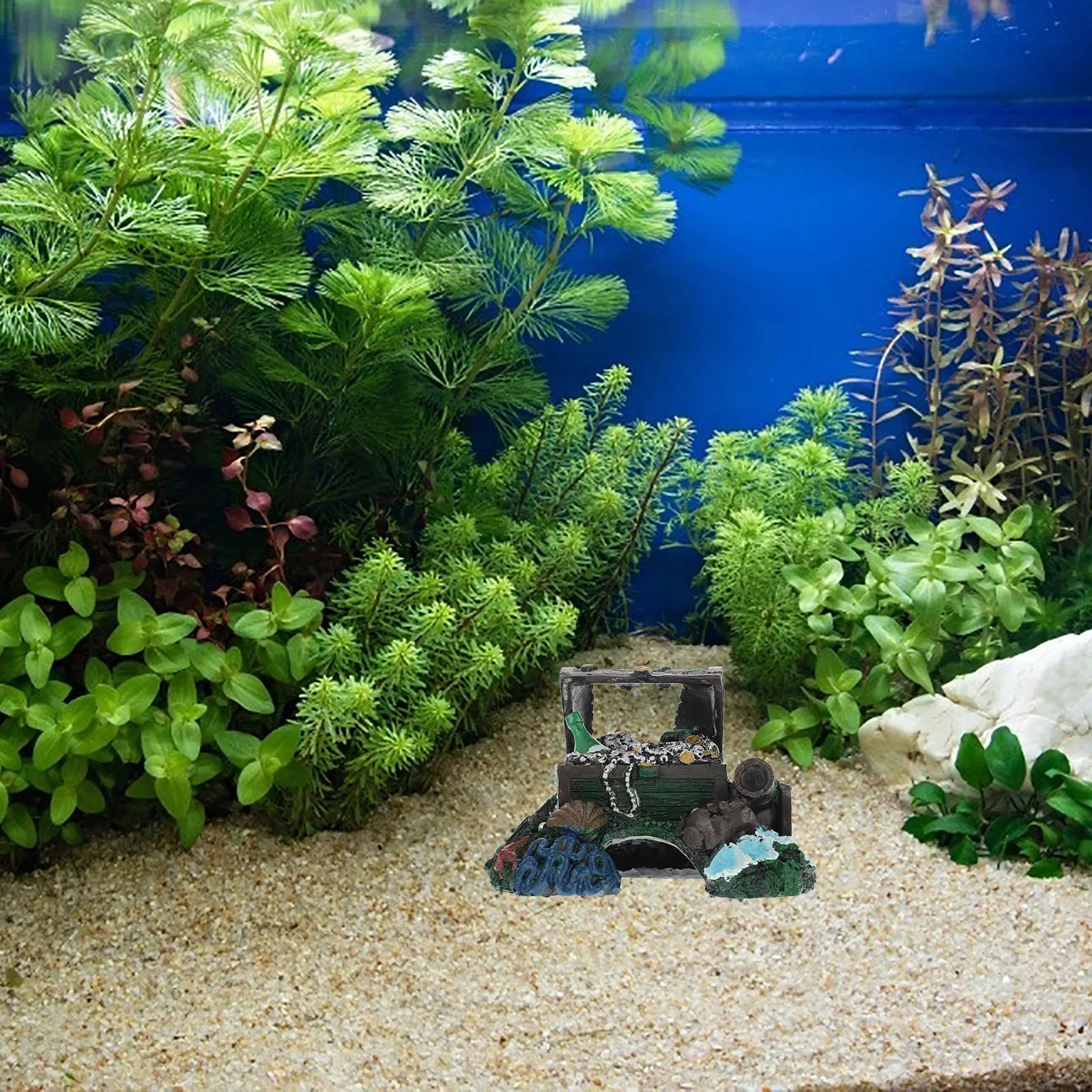 

Delicate Resin Aquarium Decor Treasure Chest Small Lightweight Design Fish Tank Accessory Unique Landscape Hideout