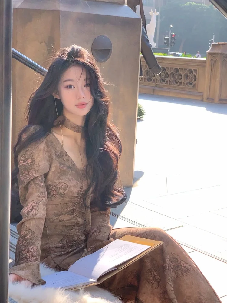 

Thiened Fce Knitted Floral Print Dr V-Ne Long A-Line Skirt High Waist Winter Faion Women's Clothing Commute Sle