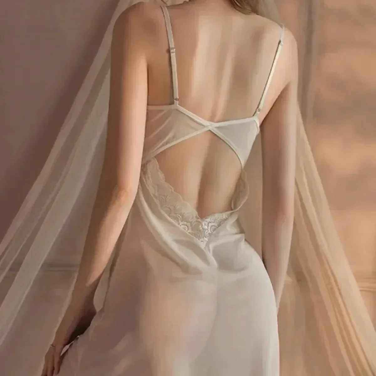 Lingerie Sexy pour femmes, vêtements à la mode, style britannique, motif de dentelle exotique, nœud papillon, décoration en maille, robe élégante, coupe cintrée ﻿