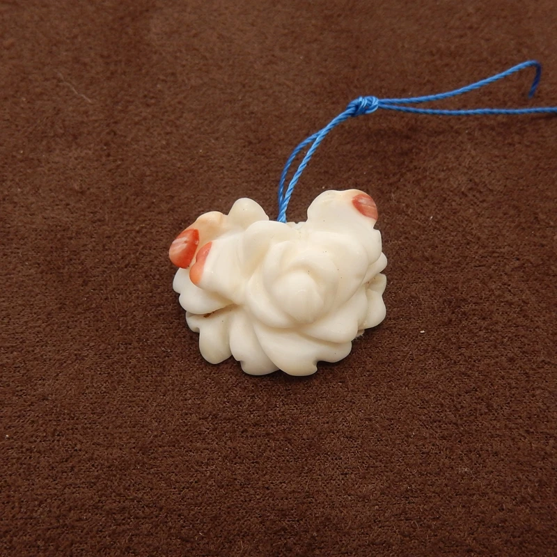 

Natural Shell Carved Pendant Intricate White Shell Textured Details 24x18x10mm 4.9g Handmade Jewelry Coastal-Inspired