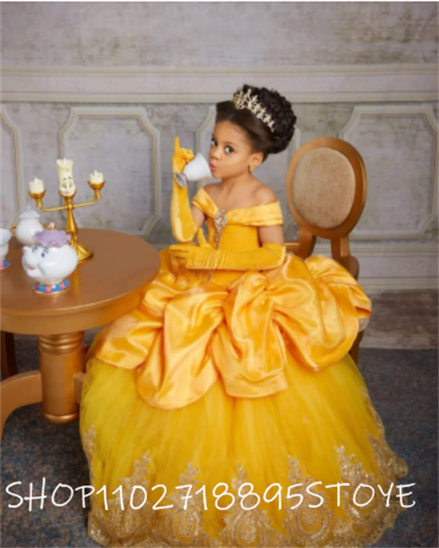 Yellow Lace Crystals Flower Girl Dresses Bateau Ball Gown Little Girl Wedding Party Dresses Communion Pageant Gown