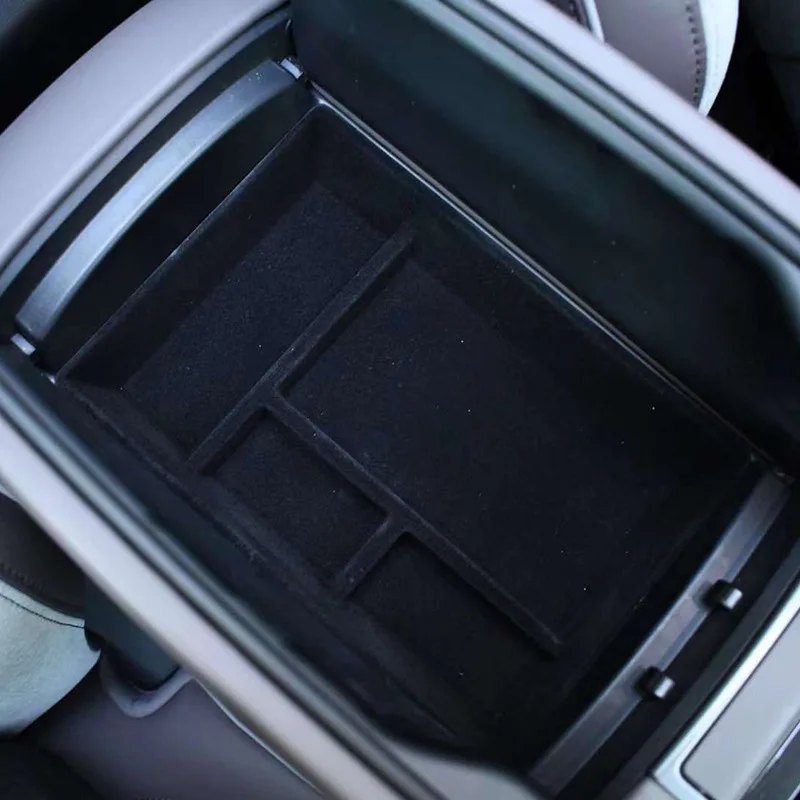 Suitable for BYD Escort 07 central control armrest box storage box central control storage storage box car interior supplies