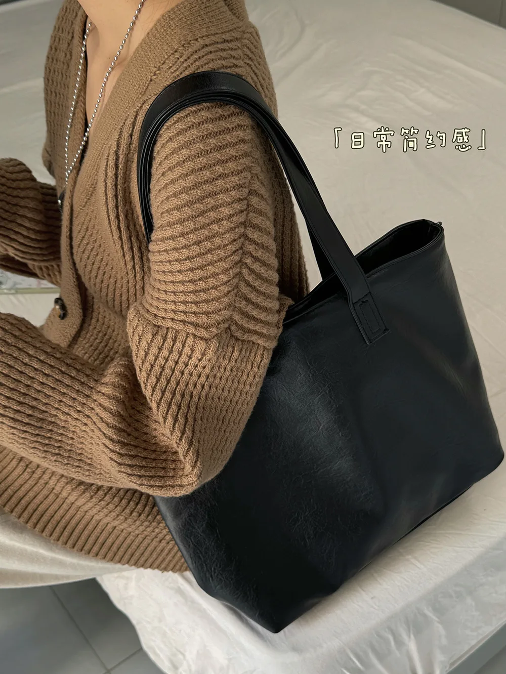 CGCBAG 2025 nueva moda bolso de mano de gran capacidad bolso de hombro Simple sólido para mujer bolsos de lujo de diseñador para ir al trabajo para mujer