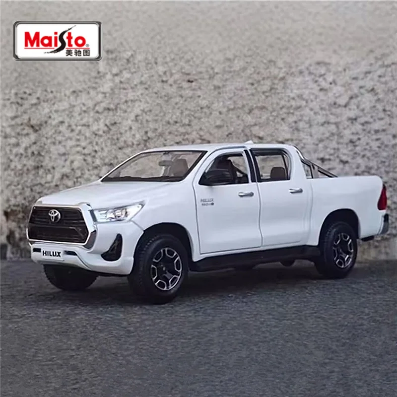 

Maisto 1:27 TOYOTA Hilux сплав пикап модель автомобиля литье под давлением металлические внедорожники модель автомобиля высокая коллекция моделирования подарки для детей