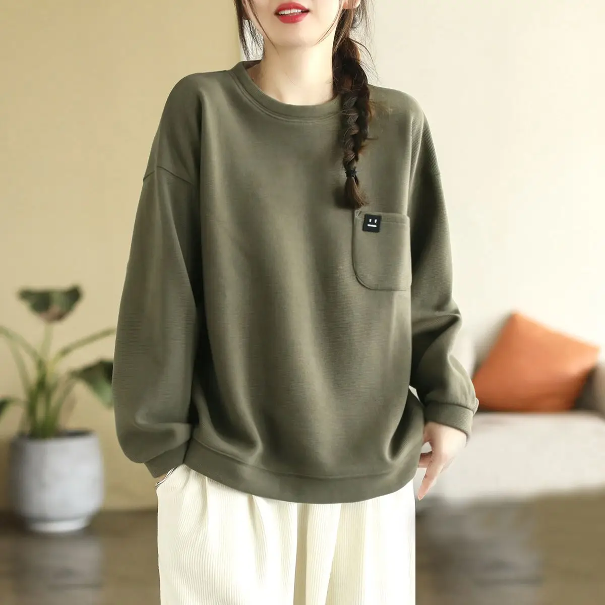 Pullovers Woman Clothing Round Neck Baggy Graphic Women's Sweatshirt Loose Top Basic Novelty Offer Korean Style Xxl Aesthetic M