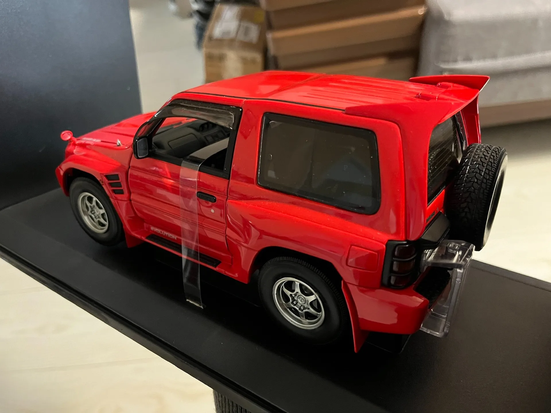 Autoart 1:18 Pajero Evo Simulation Limited Edition All Open Alloy Metal Static Car Model Toy Gift