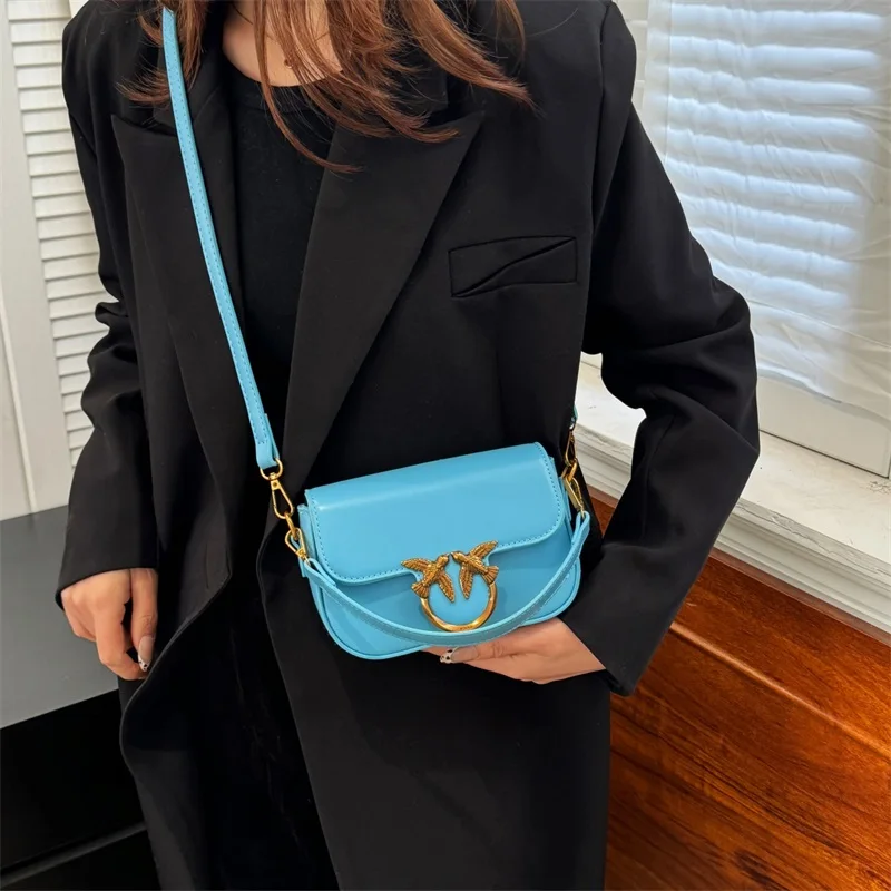 حقيبة كروس جلدية أنيقة للنساء، حقيبة كتف عصرية فاخرة، حقيبة يد كلاسيكية لملابس يومية