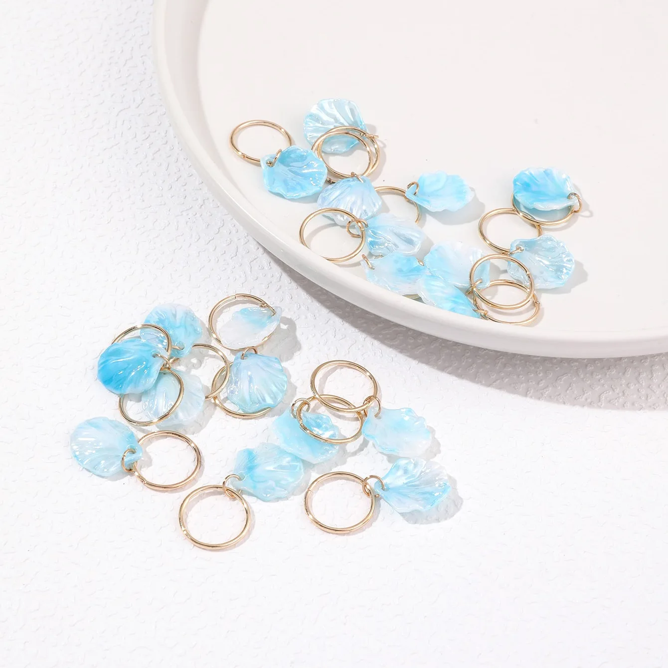 20 قطعة حلقات جديلة الشعر مقاطع الرهبة أقفال الشعر تجديل حورية البحر قذيفة الشعر الدائري المجدل الخرز الأصفاد المعدنية الديكور