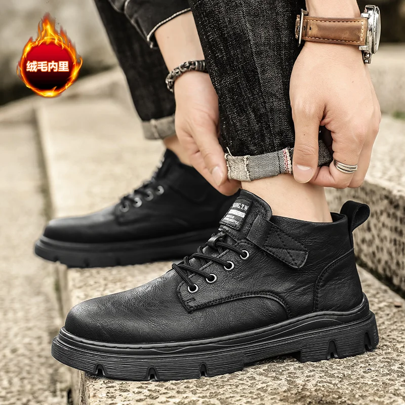 

Couple Leather Big Yellow Boots: 2025 New Autumn and Winter Men's Shoes, British Style Short Boots, Thickened Sole High-Top Boot