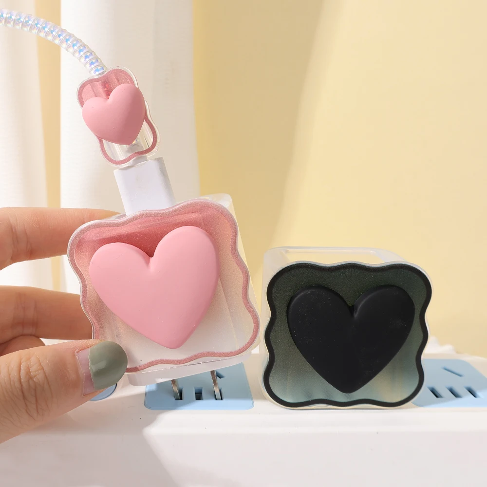 Kawaii 3D Heart Charger Protector Cable Organiser for iPhone Apple Charging 18W 20W Type C Data Cable Management Cord Winder Kit