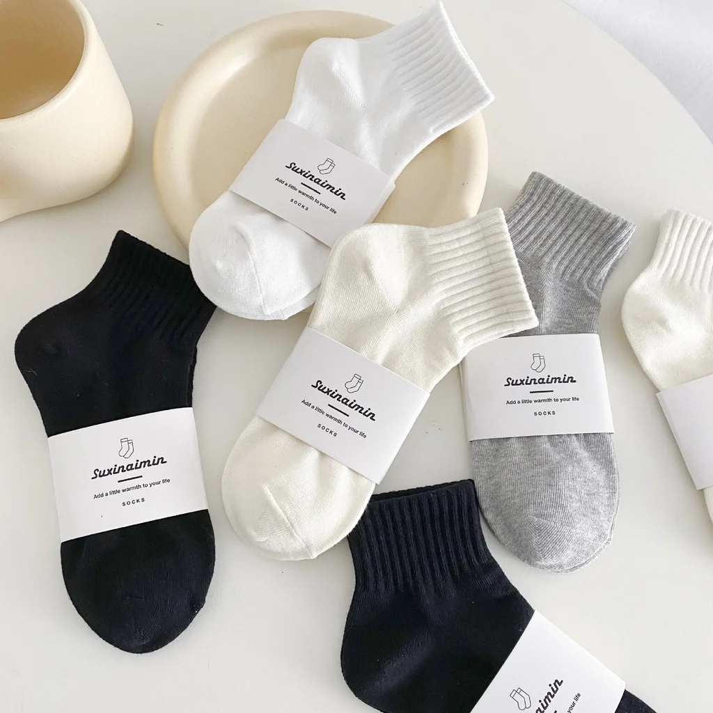 

4 Pairs of Socks for Women, Short Pure Color Cotton Socks, Vertical Stripess, White Sweat-Absorbent, Versatile Sports Simple Socks