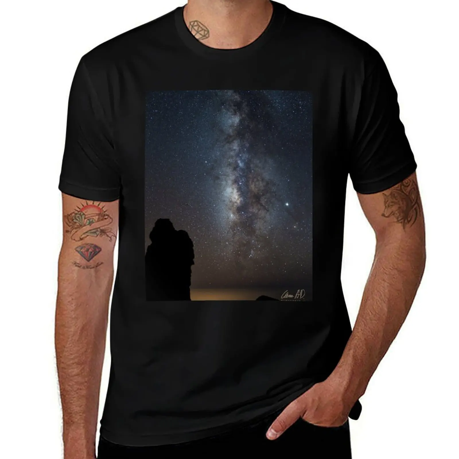 Футболка Milky Way, Jupiter & Roque de los Muchachos, стандартный крой, однотонная.